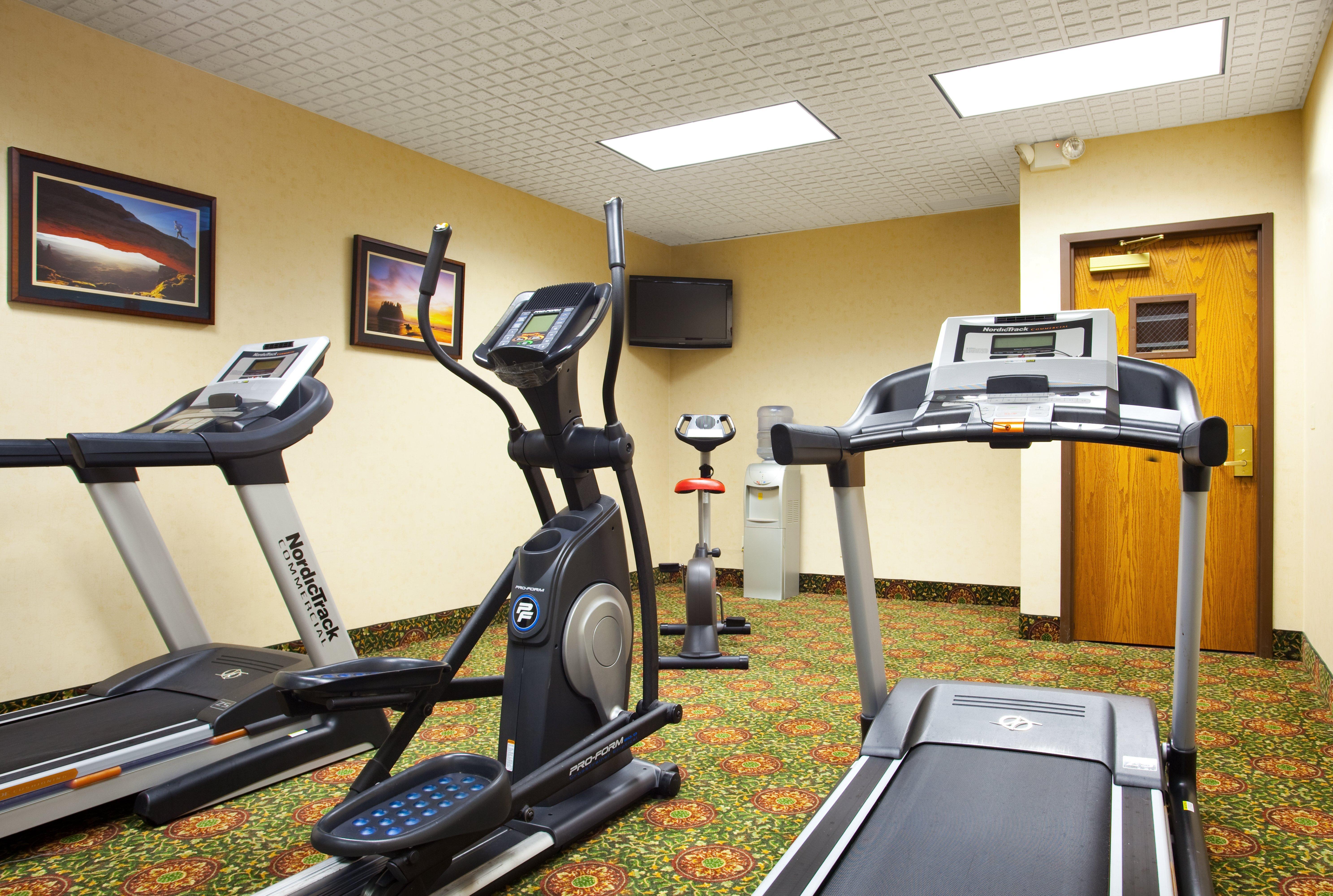 Candlewood Suites Grand Rapids Airport By Ihg Cascade Buitenkant foto