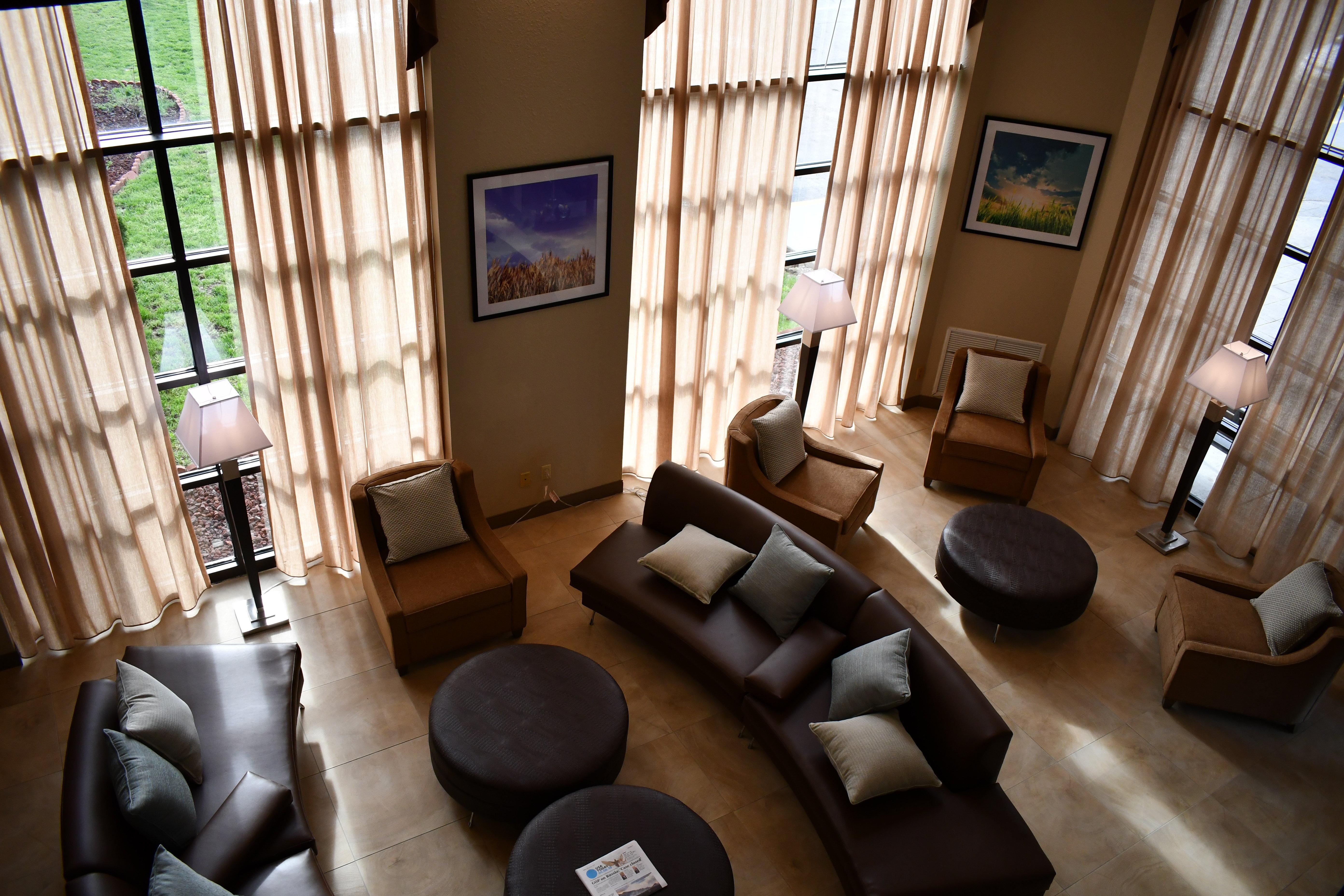 Candlewood Suites Grand Rapids Airport By Ihg Cascade Buitenkant foto