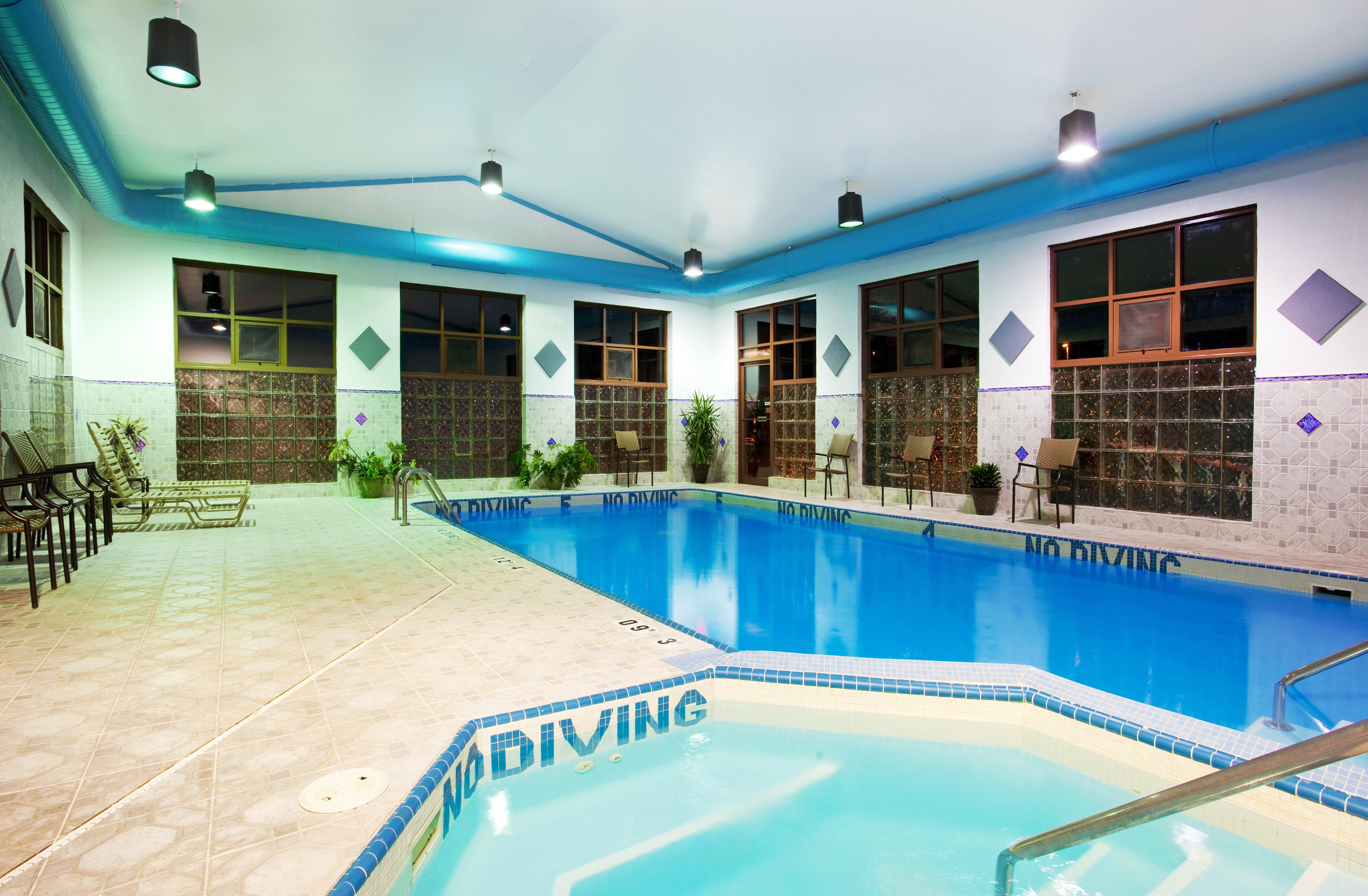 Candlewood Suites Grand Rapids Airport By Ihg Cascade Buitenkant foto