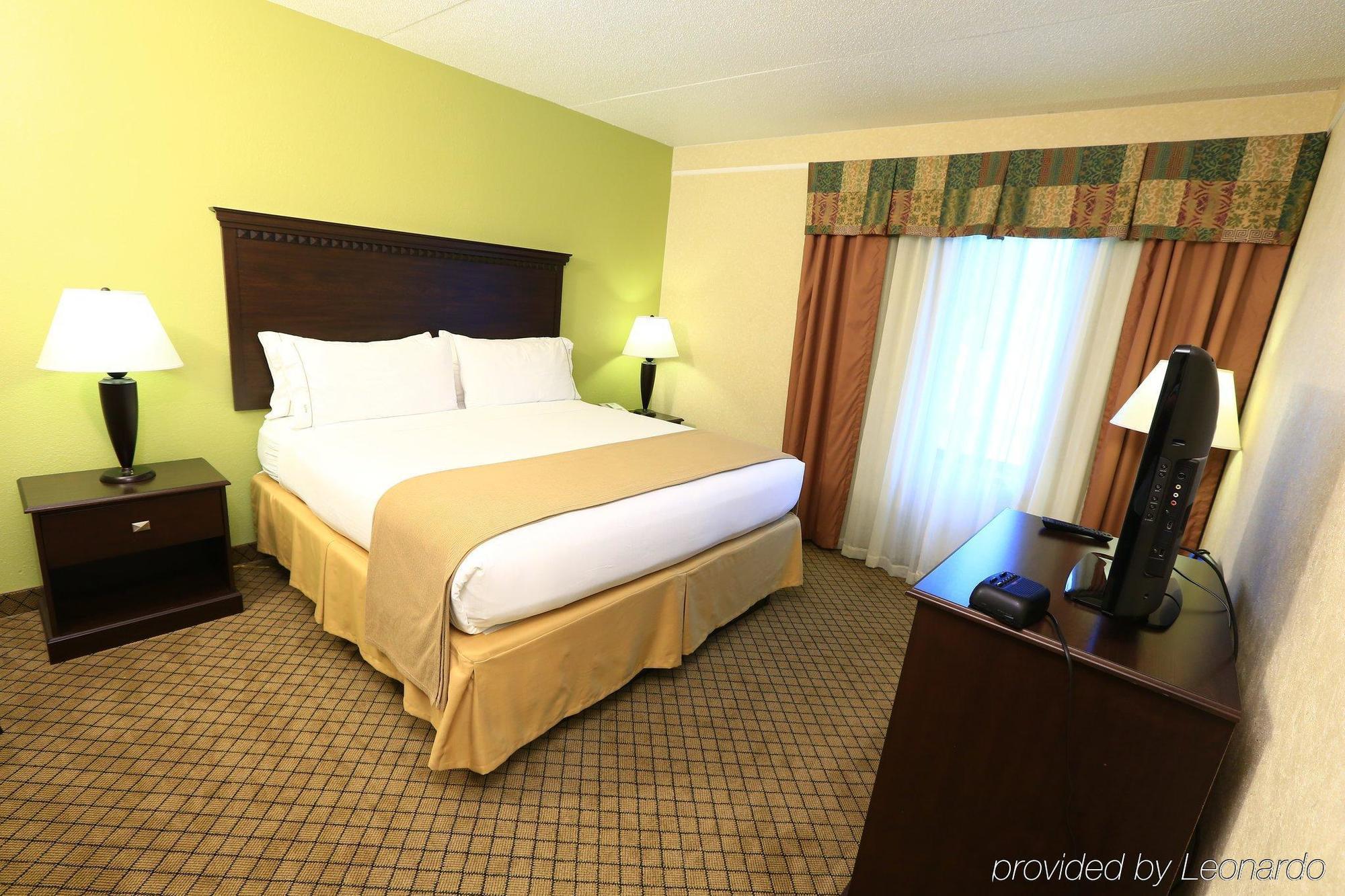 Candlewood Suites Grand Rapids Airport By Ihg Cascade Buitenkant foto