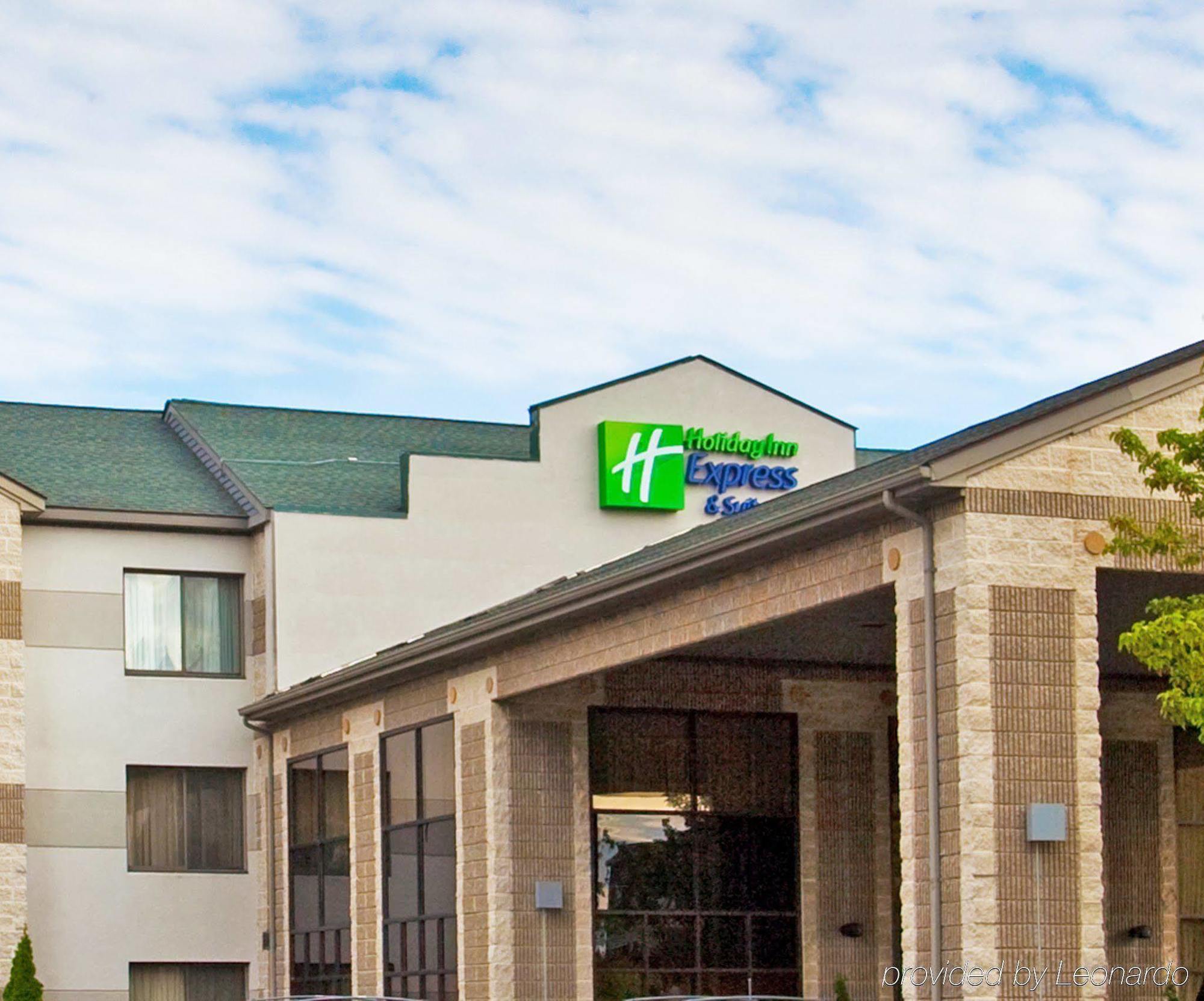 Candlewood Suites Grand Rapids Airport By Ihg Cascade Buitenkant foto
