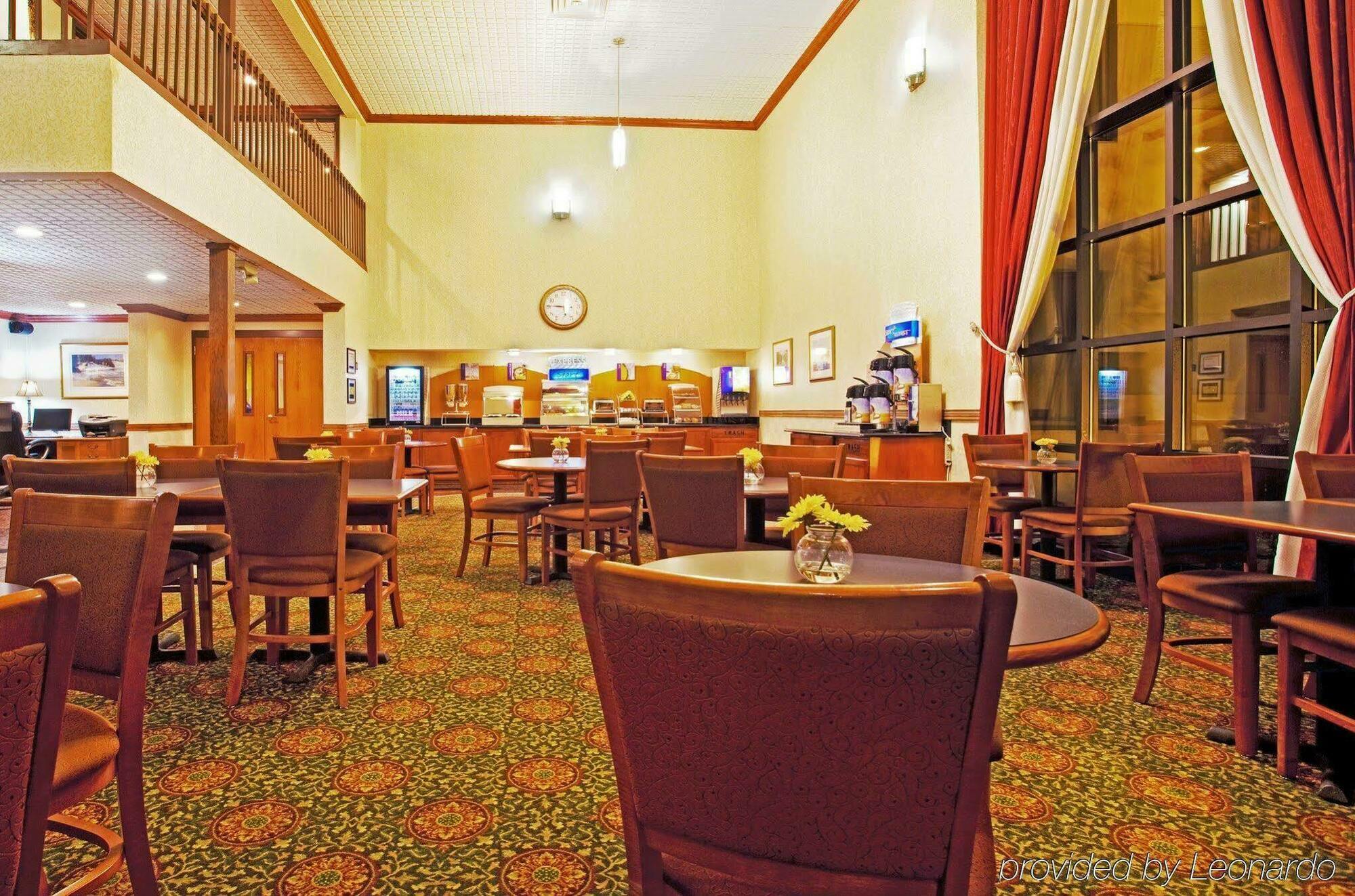 Candlewood Suites Grand Rapids Airport By Ihg Cascade Buitenkant foto